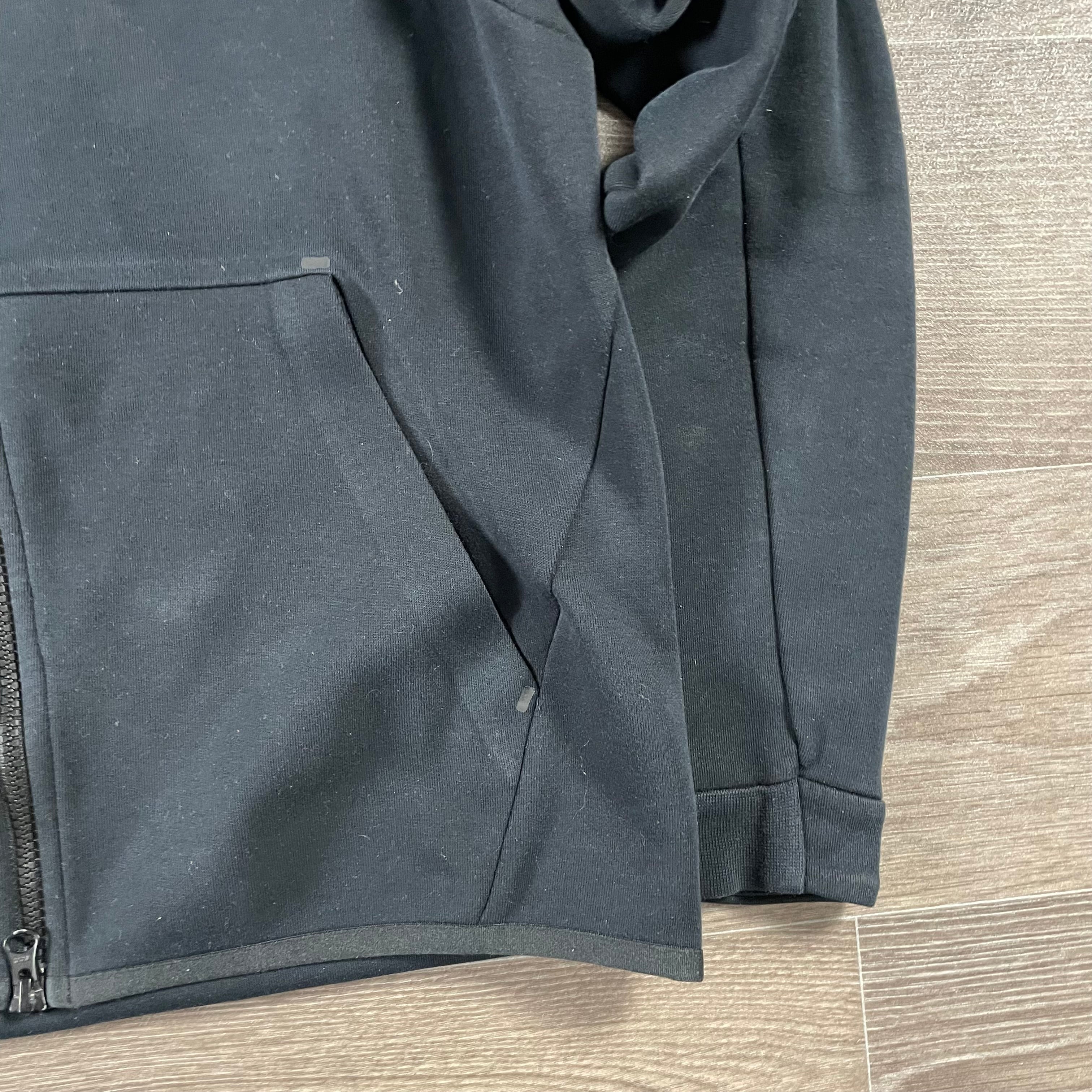 Nike Techfleece L